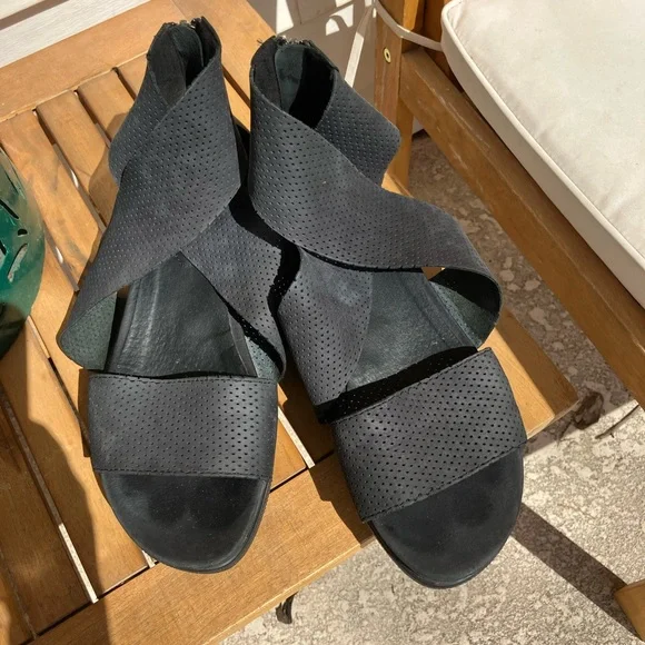 Eileen Fisher platform sneaker sole strappy nubuck gladiator sandals - Picture 4 of 5